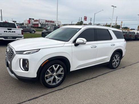 Used 2021 Hyundai Palisade SEL w/ Premium Package AWD/4WD image 3