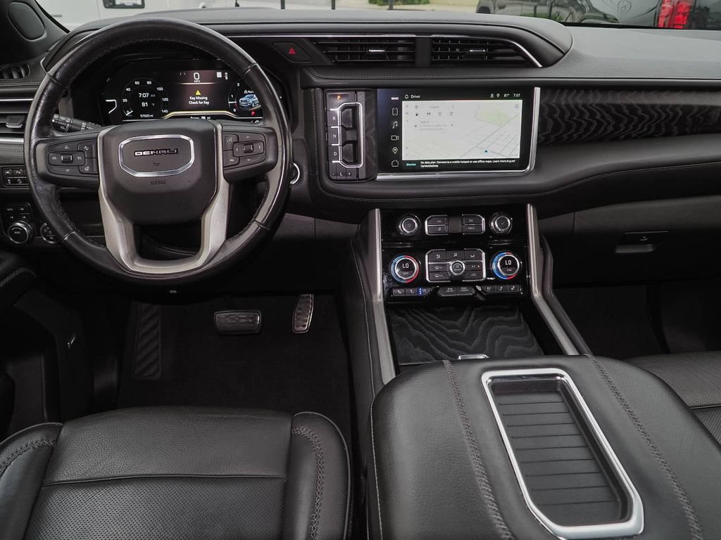 Used 2022 GMC Yukon Denali AWD/4WD image 11