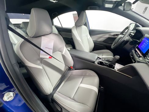 New 2026 Toyota Camry SE image 31