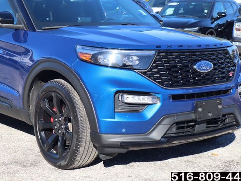 Used 2023 Ford Explorer ST w/ Equipment Group 401A image 2