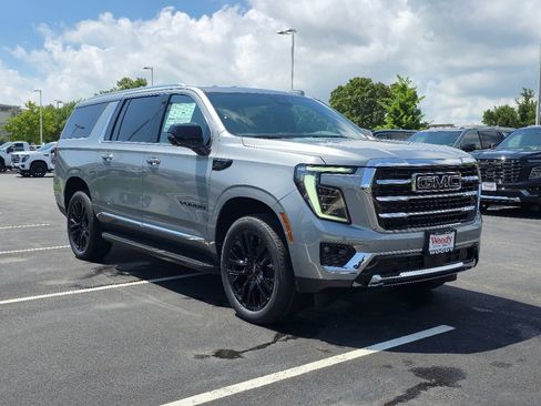 New 2026 GMC Yukon XL Elevation w/ Elevation Premium Package AWD/4WD image 5