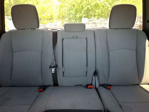 Used 2024 RAM 2500 Big Horn w/ Bed Utility Group image 14