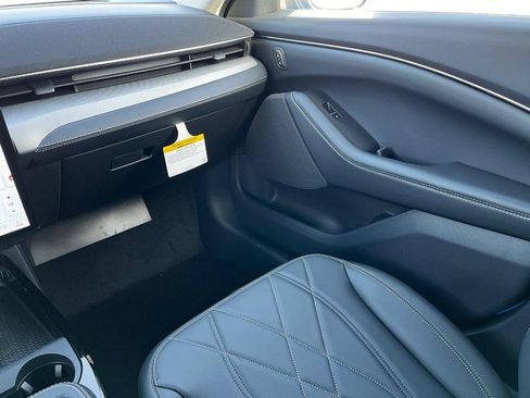 Used 2023 Ford Mustang Mach-E Select w/ Comfort Package Lite image 7