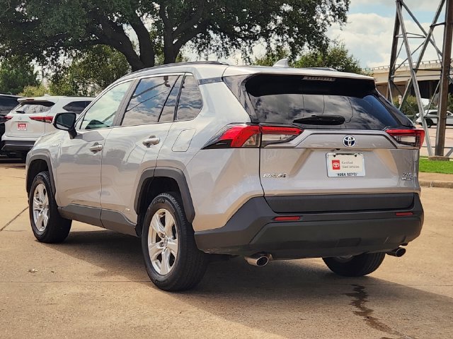 Used 2020 Toyota RAV4 XLE w/ Convenience Package AWD/4WD image 4
