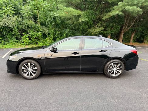 Used 2015 Acura TLX w/ Technology Package FWD image 3