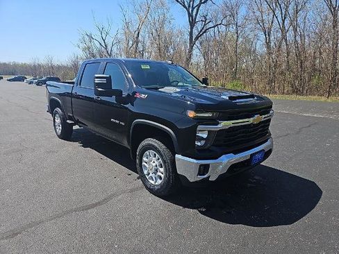 New 2026 Chevrolet Silverado 2500 LT AWD/4WD image 8