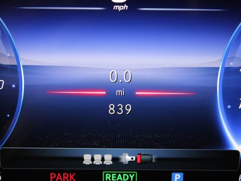 Certified 2024 Mercedes-Benz EQB 350 4MATIC SUV image 18