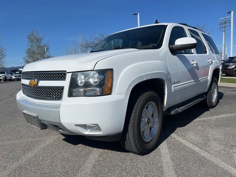 Used 2014 Chevrolet Tahoe LT w/ Suspension Package, Off-Road image 5