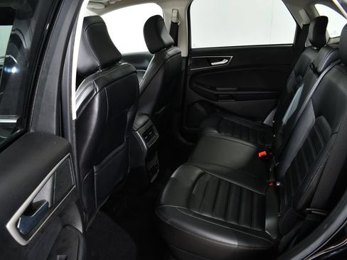 Used 2023 Ford Edge SEL w/ Convenience Package AWD/4WD image 16