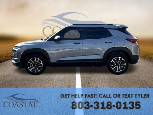 Used 2024 Chevrolet TrailBlazer LT w/ Driver Confidence Package image 16