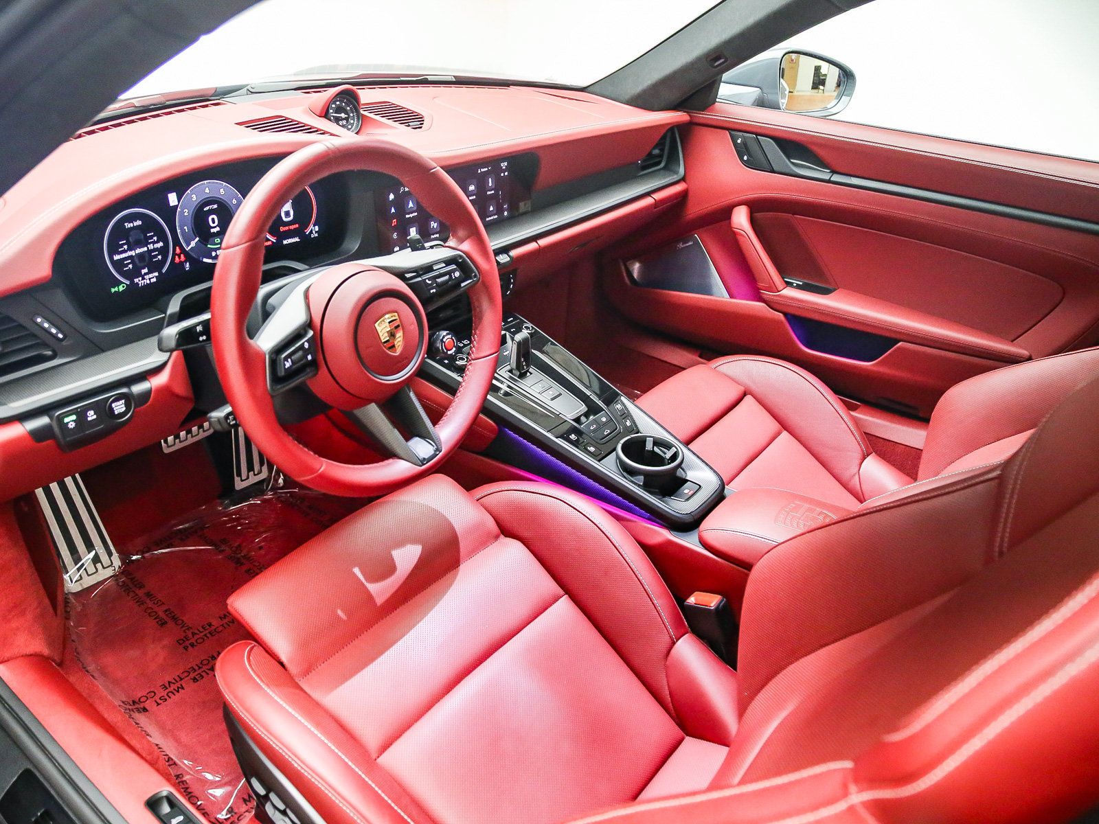 Certified 2025 Porsche 911 Carrera GTS RWD image 9