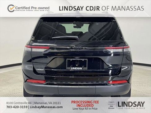 Certified 2025 Jeep Grand Cherokee Limited w/ Luxury Tech Group II AWD/4WD image 8