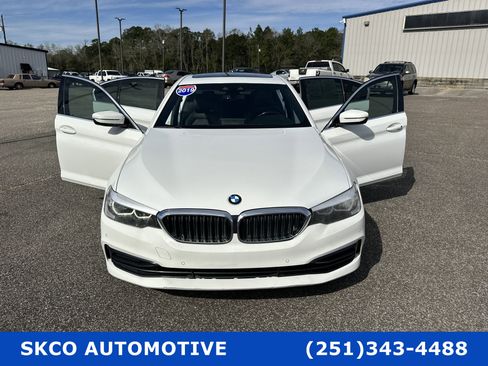Used 2019 BMW 530i w/ Convenience Package image 31