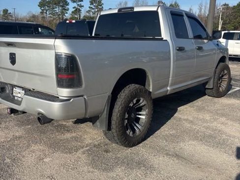 Used 2019 RAM 1500 Express w/ Express Value Package image 4