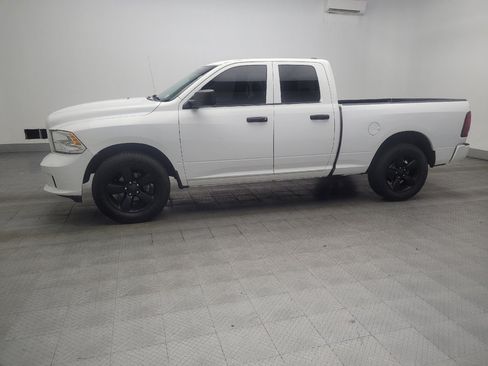 Used 2016 RAM 1500 Express RWD image 2