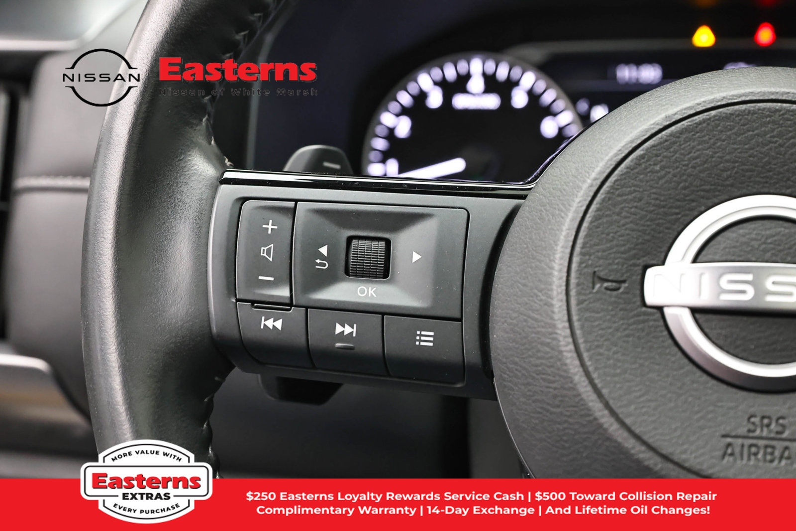 Used 2024 Nissan Pathfinder SL w/ SL Premium Package AWD/4WD image 15
