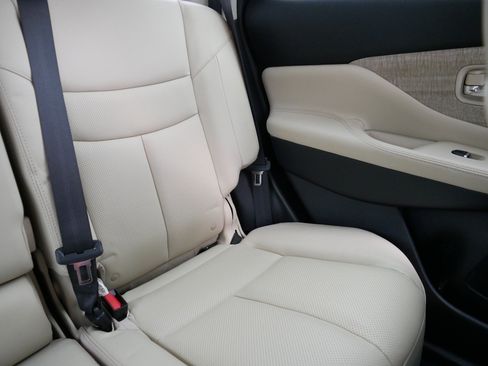 Certified 2024 Nissan Murano SL image 14