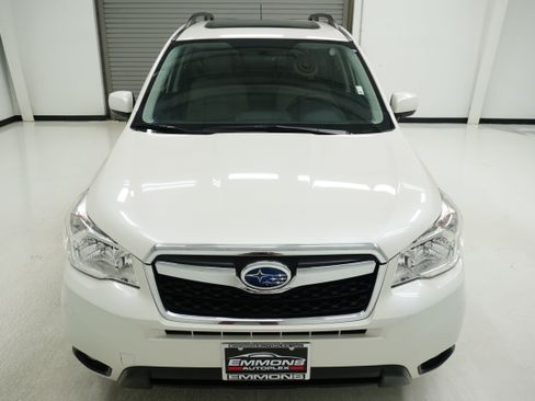 Used 2015 Subaru Forester 2.5i Limited w/ Popular Package #2 AWD/4WD image 2