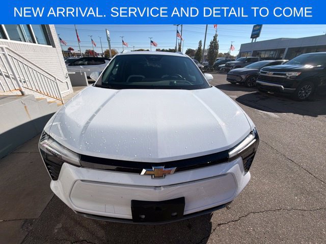 Used 2024 Chevrolet Blazer EV LT AWD/4WD image 3