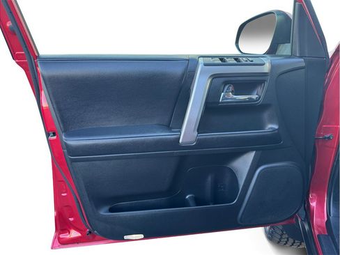 Used 2019 Toyota 4Runner SR5 Premium image 19