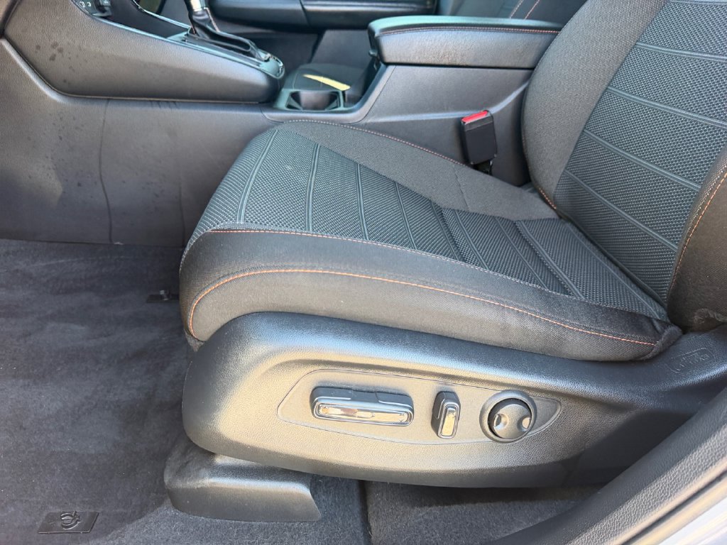 Used 2024 Honda CR-V Sport image 11