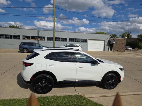 Used 2023 Buick Envision Preferred image 63