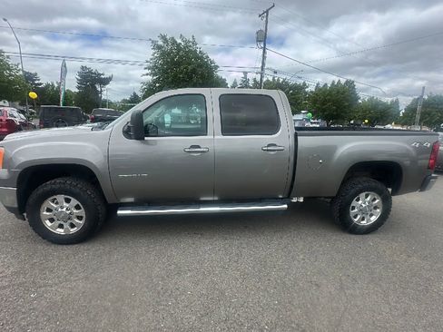 Used 2013 GMC Sierra 2500 SLT w/ SLT Convenience Package image 7