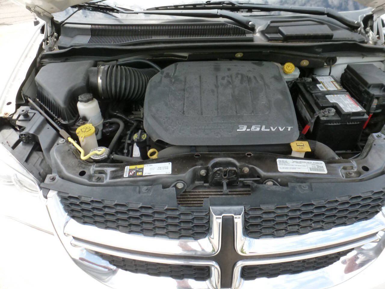 Used 2016 Dodge Grand Caravan SE w/ Quick Order Package 29E SE FWD image 19