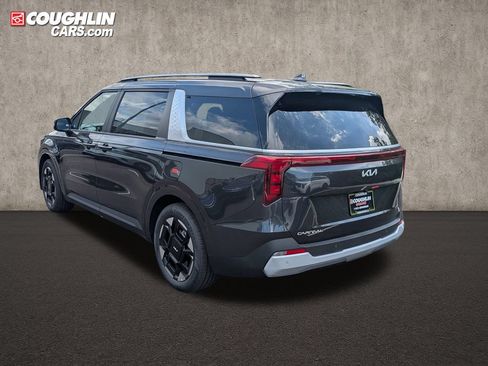 New 2027 Kia Carnival EX FWD image 5