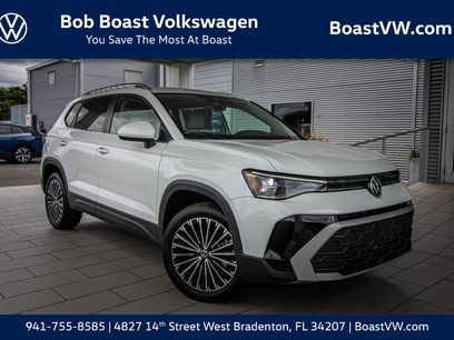 Certified 2025 Volkswagen Taos SE