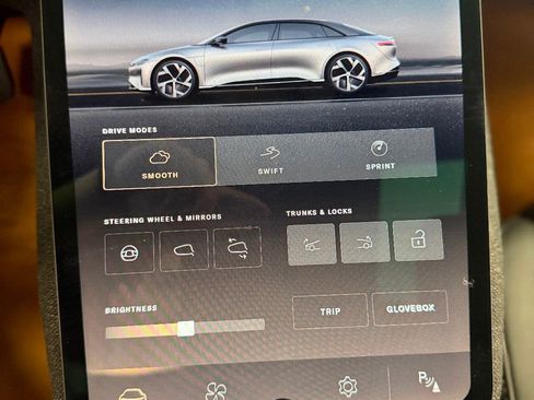 Used 2024 Lucid Air Touring AWD/4WD image 28