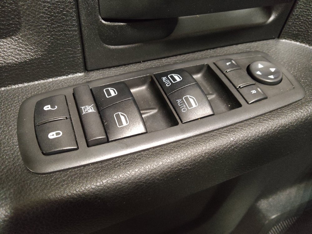Used 2018 RAM 2500 Tradesman RWD image 27