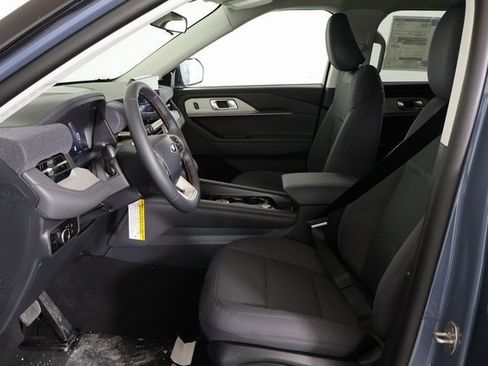 New 2026 Ford Explorer Active image 28