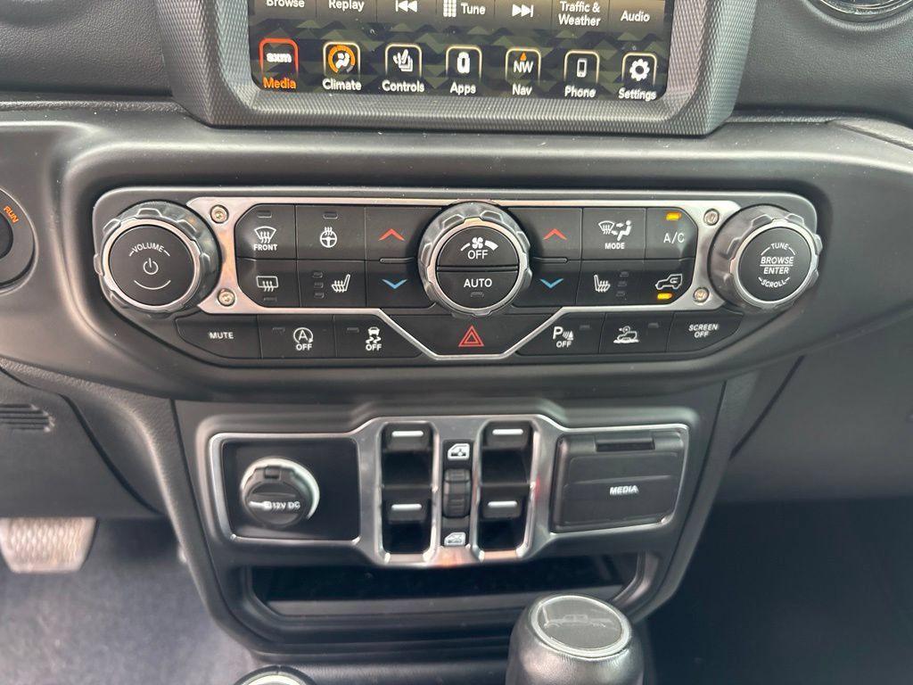 Used 2022 Jeep Gladiator Overland AWD/4WD image 19