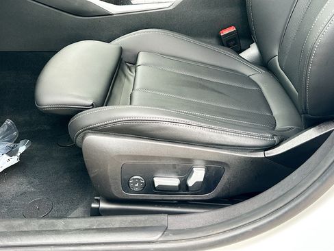 Used 2023 BMW 330i Sedan w/ Driving Assistance Package RWD image 16