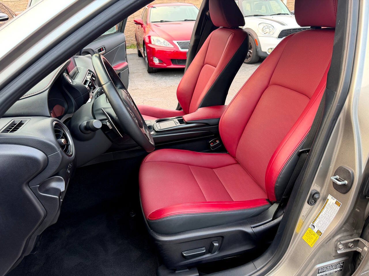 Used 2023 Lexus IS 300 w/ Comfort Package RWD image 21