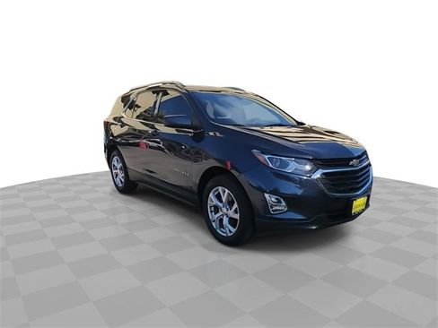 Certified 2019 Chevrolet Equinox LT image 2