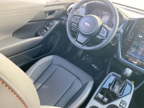 New 2025 Subaru Crosstrek 2.5i Limited w/ Popular Package #3A image 10