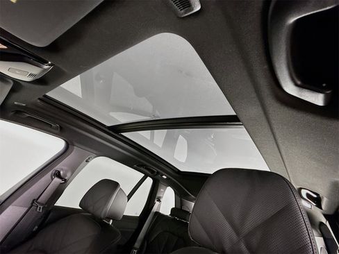 Used 2025 BMW X5 M60i w/ Climate Comfort Package image 23