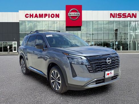 New 2026 Nissan Pathfinder Platinum w/ Cargo Package FWD image 1
