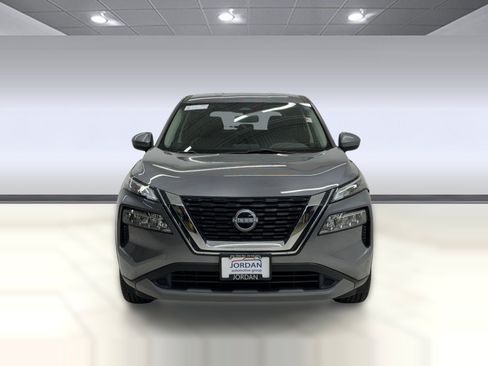 Used 2023 Nissan Rogue SV AWD/4WD image 5