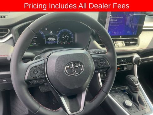 Used 2025 Toyota RAV4 XSE w/ Weather Package AWD/4WD image 12