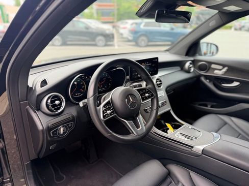 Used 2022 Mercedes-Benz GLC 300 4MATIC image 11