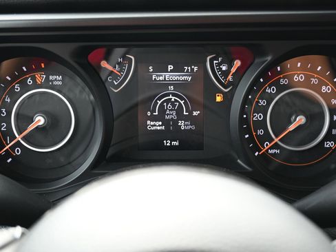 New 2026 Jeep Gladiator Sport image 9