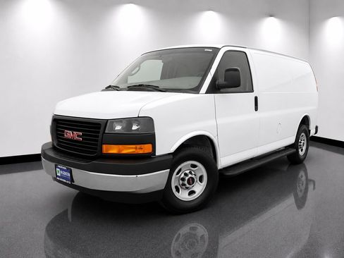 Used 2019 GMC Savana 2500 w/ Driver Convenience Package RWD image 1