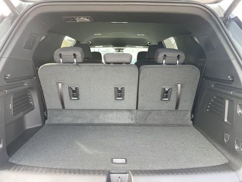 New 2026 Chevrolet Traverse LT w/ Midnight/Sport Edition image 4