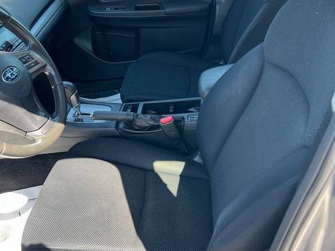 Used 2014 Subaru Impreza 2.0i Premium AWD/4WD image 2