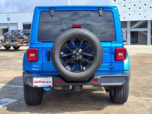 Certified 2023 Jeep Wrangler Unlimited Sahara w/ Cold Weather Group AWD/4WD image 29