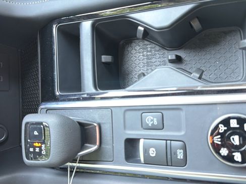 New 2026 Nissan Pathfinder SV AWD/4WD image 28