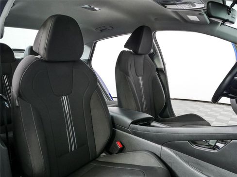 Used 2021 Hyundai Elantra SEL w/ Convenience Package FWD image 20